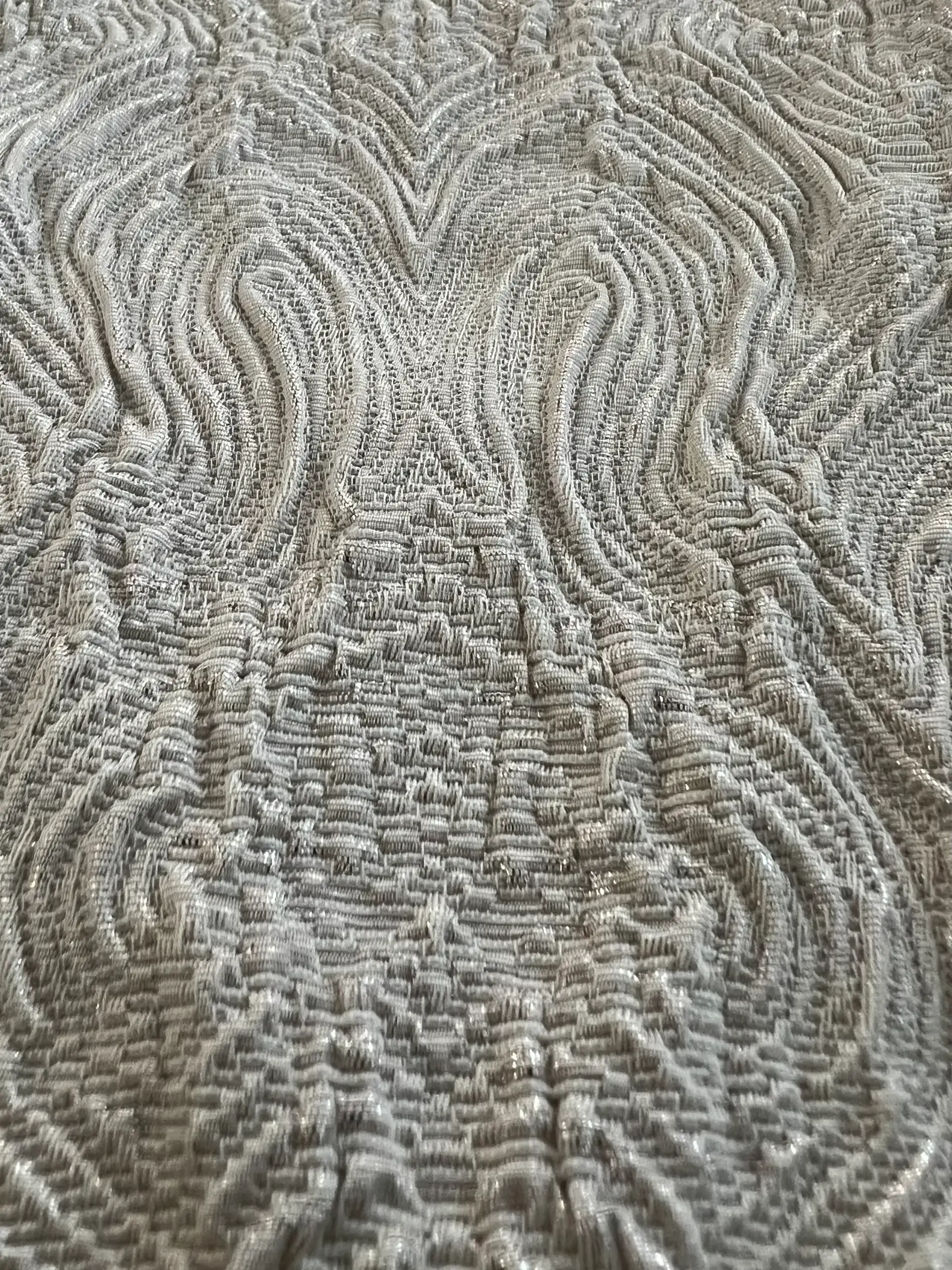 Stretch Cloqué in Lurex Gold