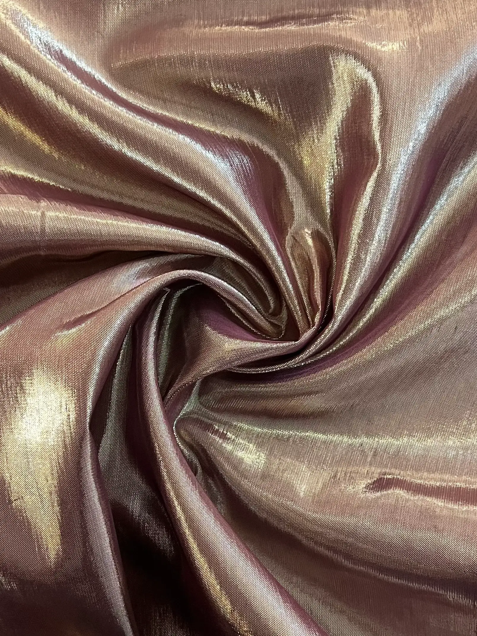 Iridescent Lamé in Mauve