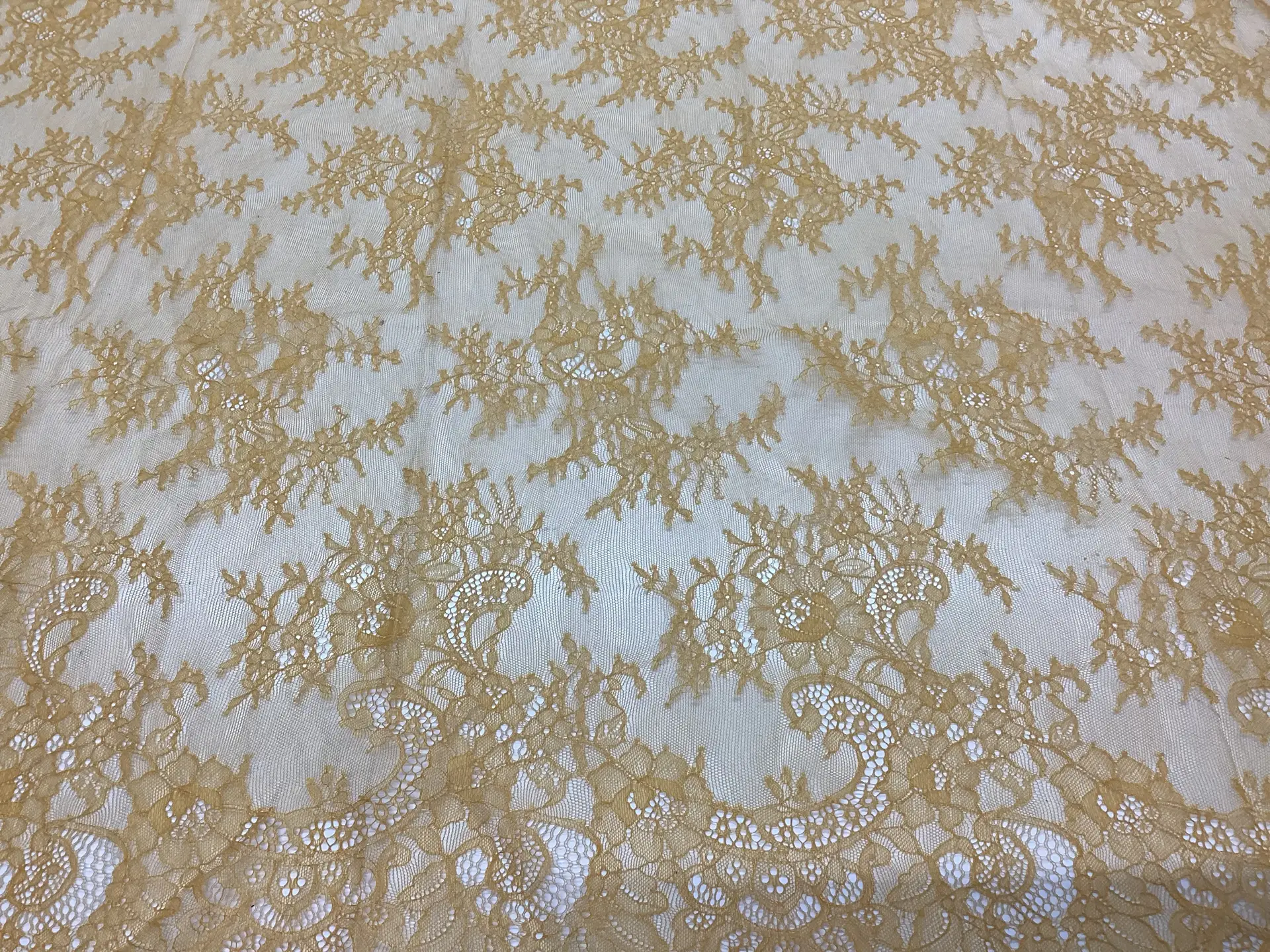 Chantilly Lace in Sunflower