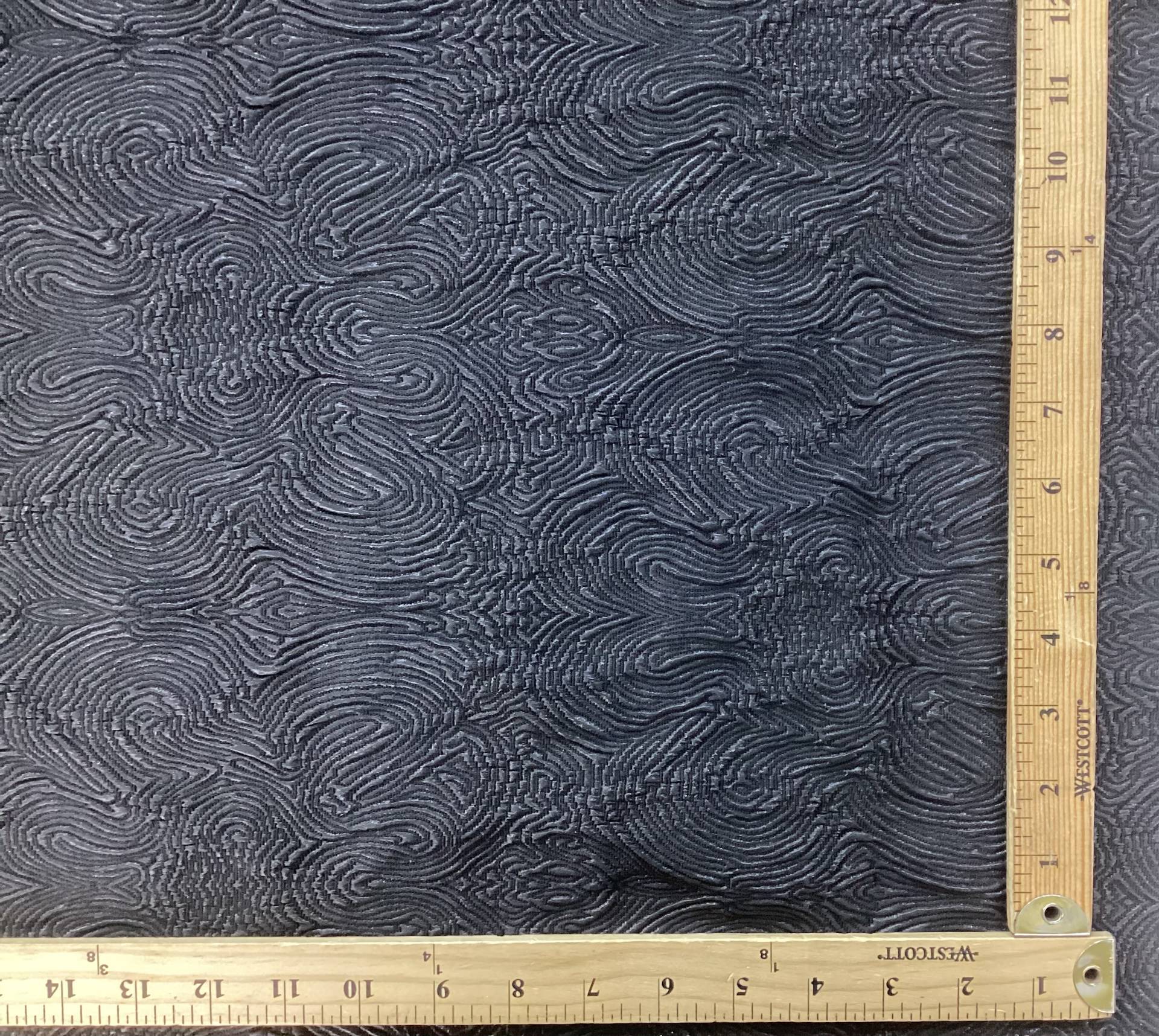 Italian Stretch Cloqué in Lurex Black