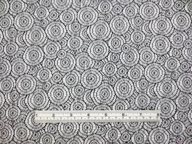 Lurex Chantilly Lace1