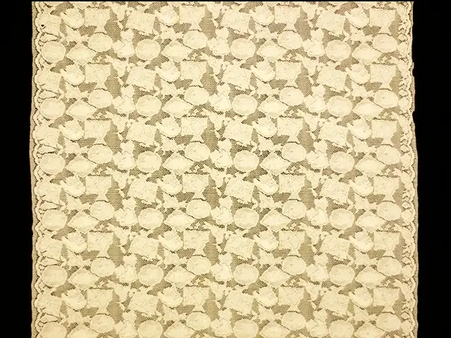 Chantilly Lace3