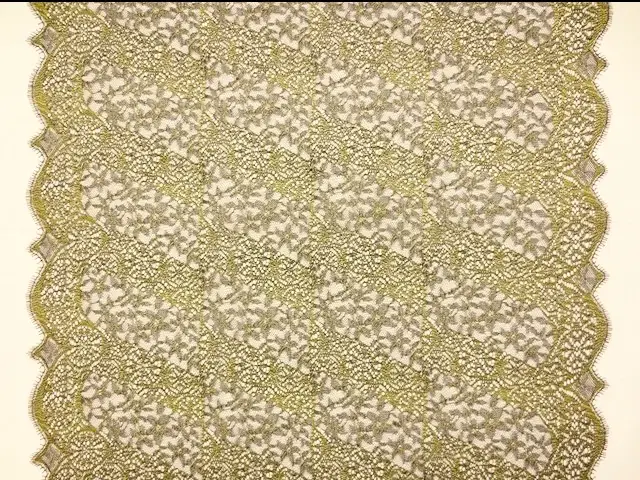 Metallic Chantilly Lace3