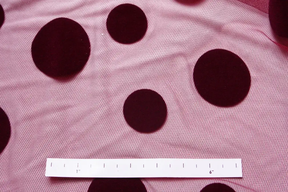Flocked Dots on Illusion1