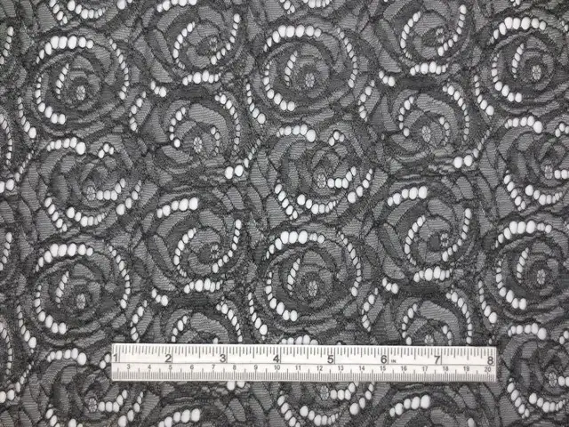 Lurex Chantilly Lace1