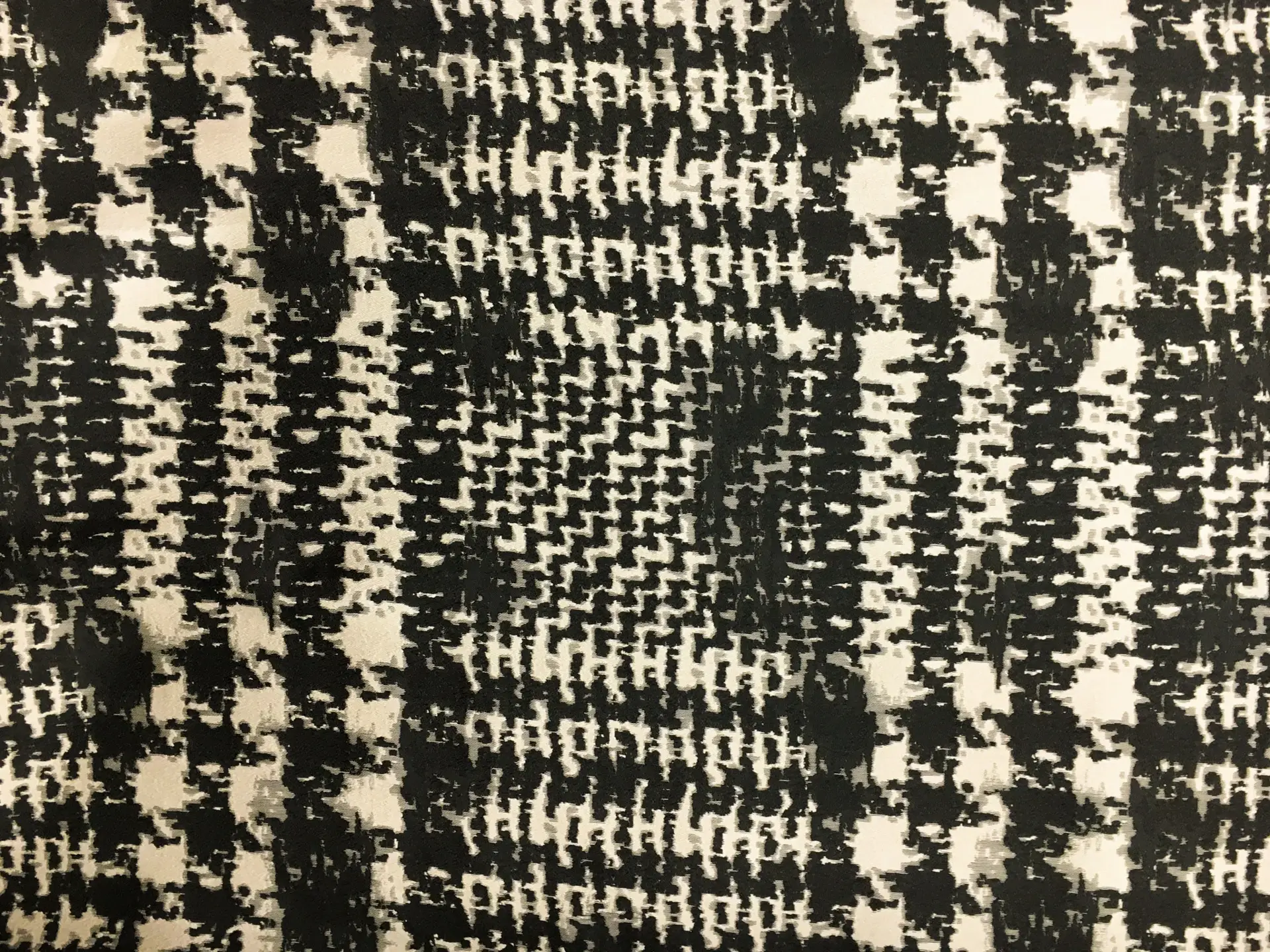 Silk Blend Acetate Jacquard0