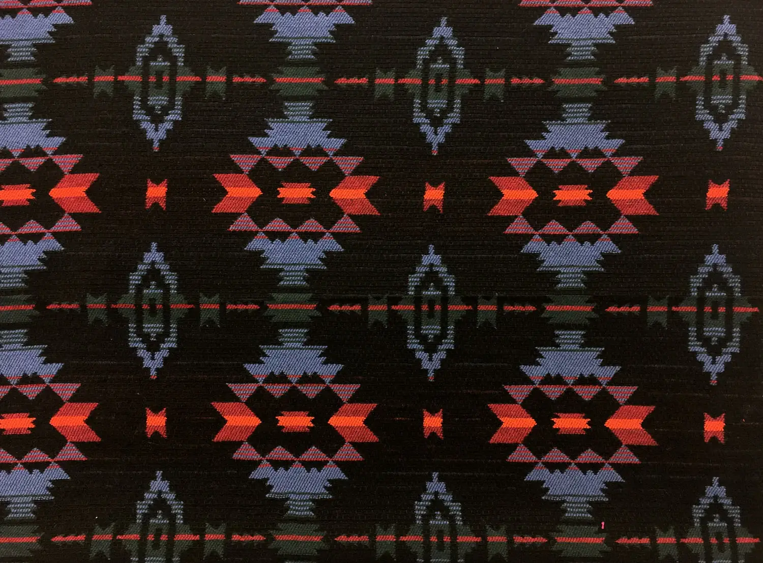 100% Cotton Woven Native American Pattern0