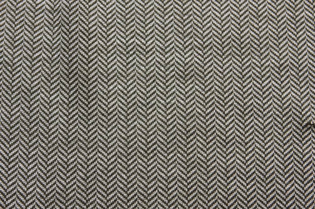 Silk and Wool Knit Herringbone0