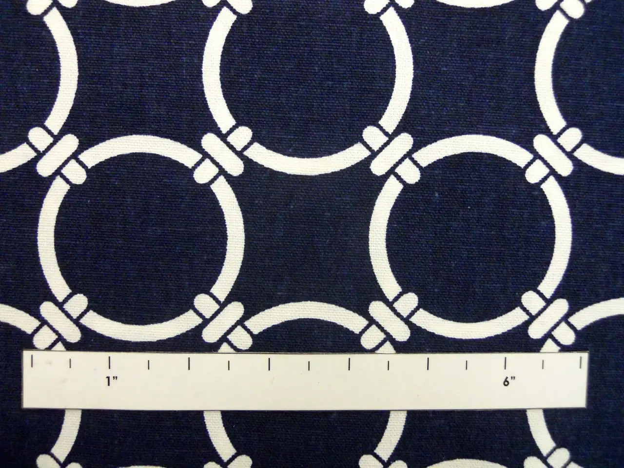 Cotton Canvas Chain Links Print1
