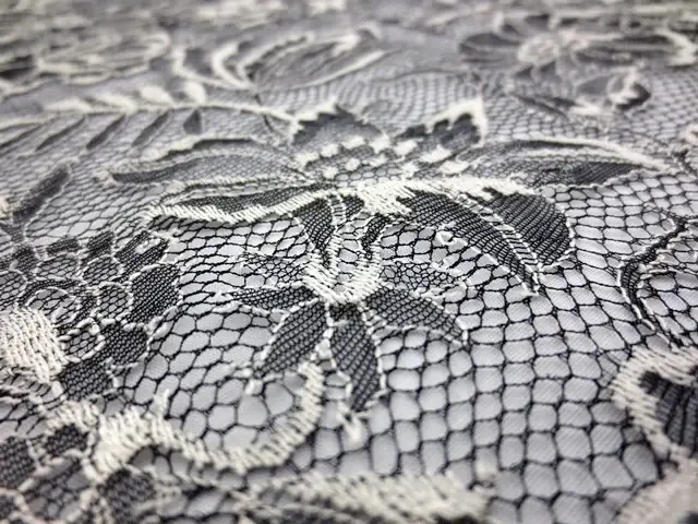 Chantilly Lace2