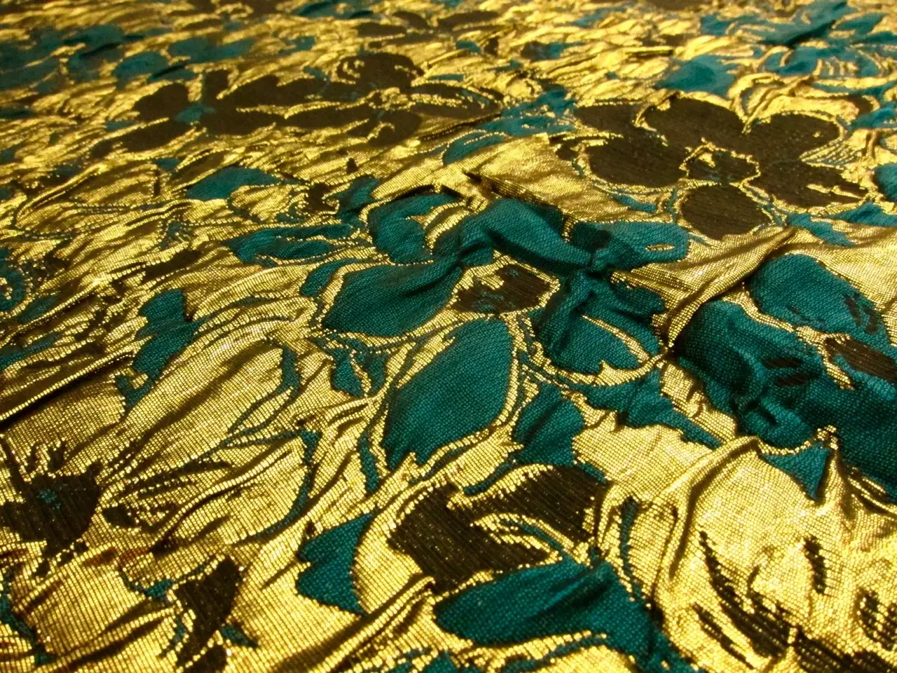 Metallic Cloqué2