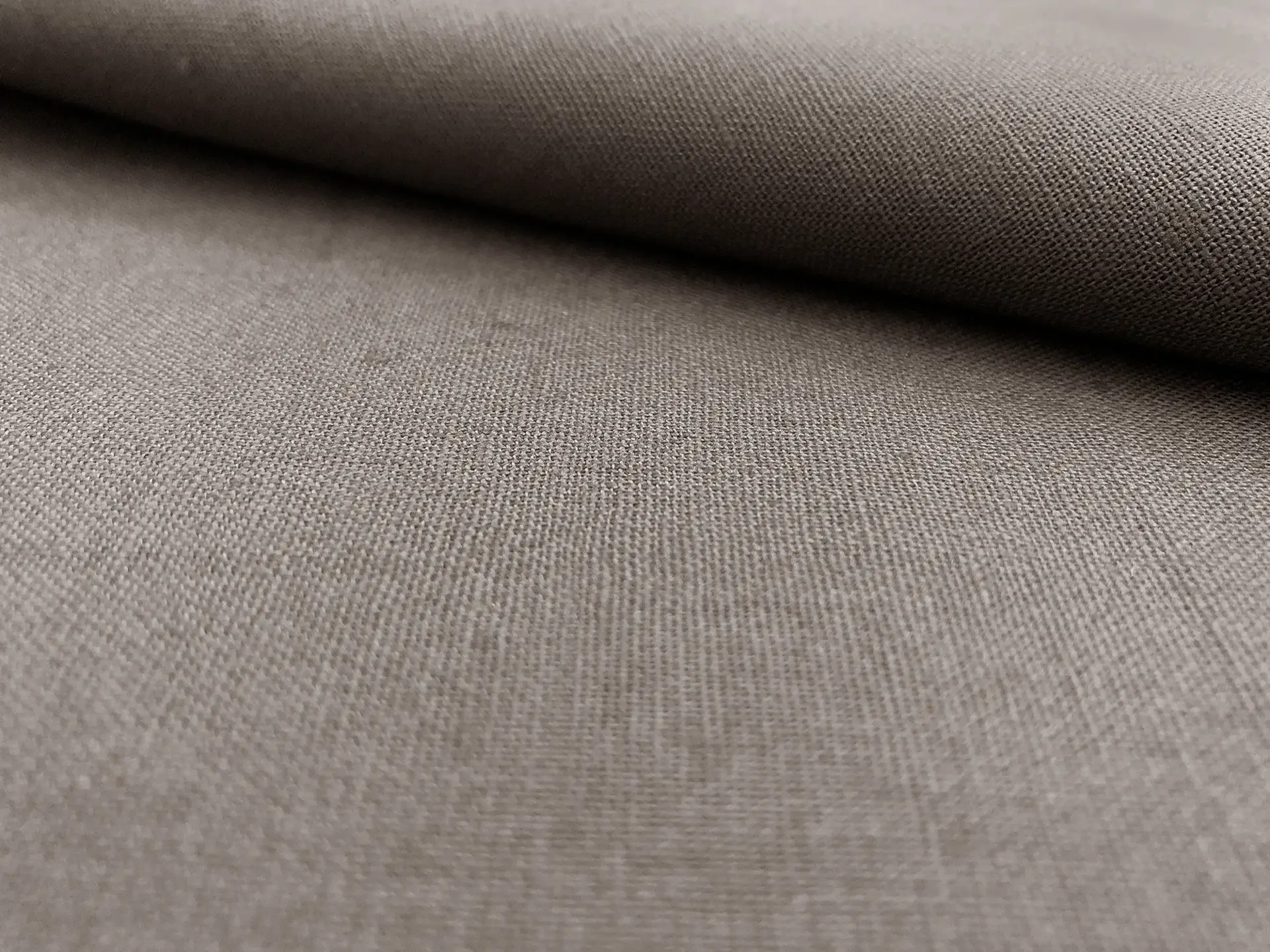 Linen Cotton Blend in Pepper0
