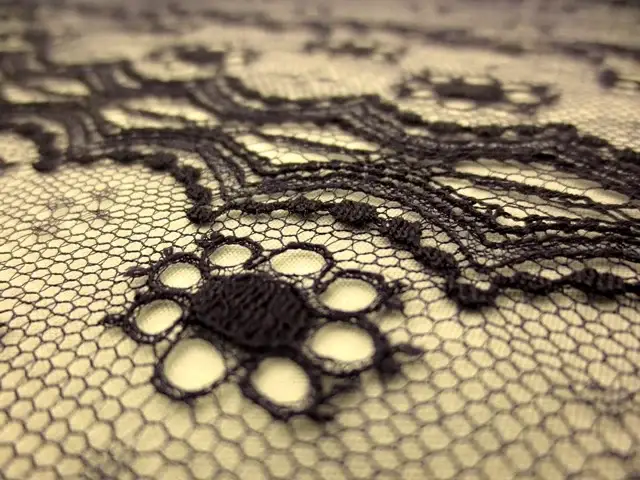 Chantilly Lace2