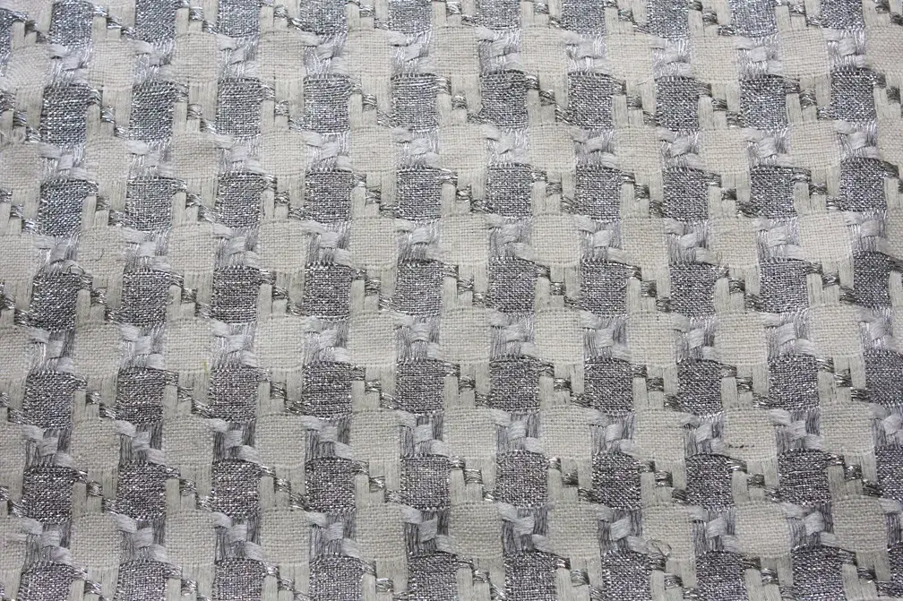 Metallic Cotton in Ivory and Silver0