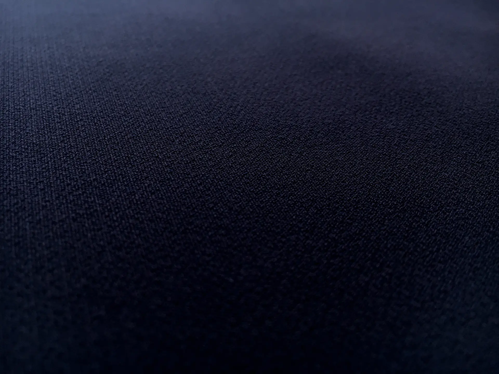 Sponge Crepe in Navy1