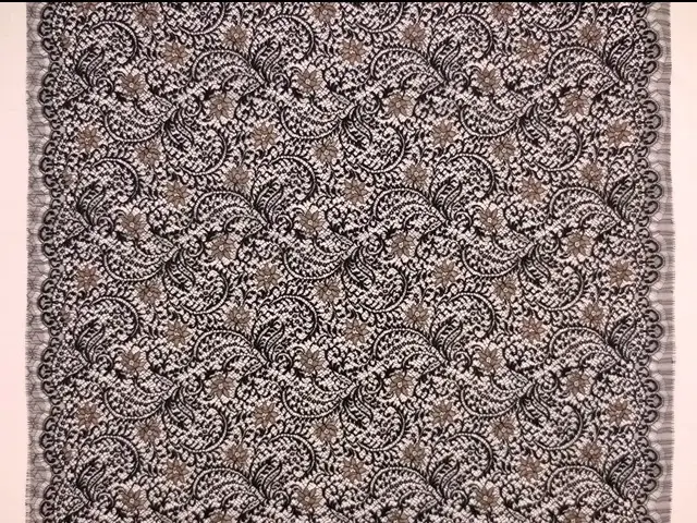 Chantilly Lace3