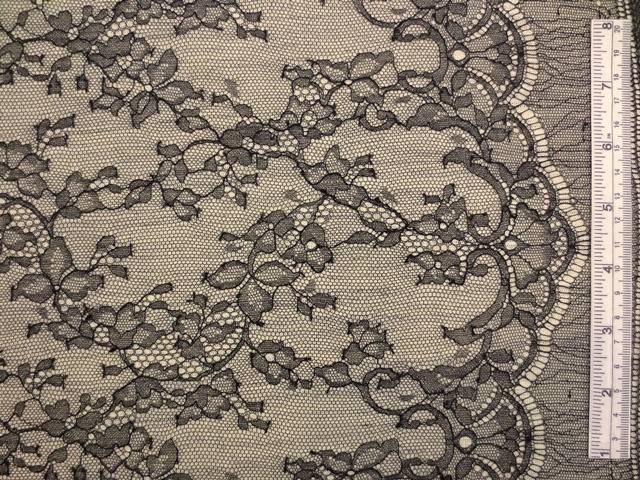 Chantilly Lace0