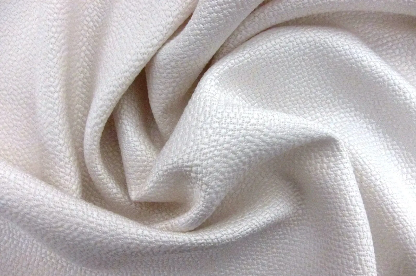 Silk and Wool Hammered Satin in White2