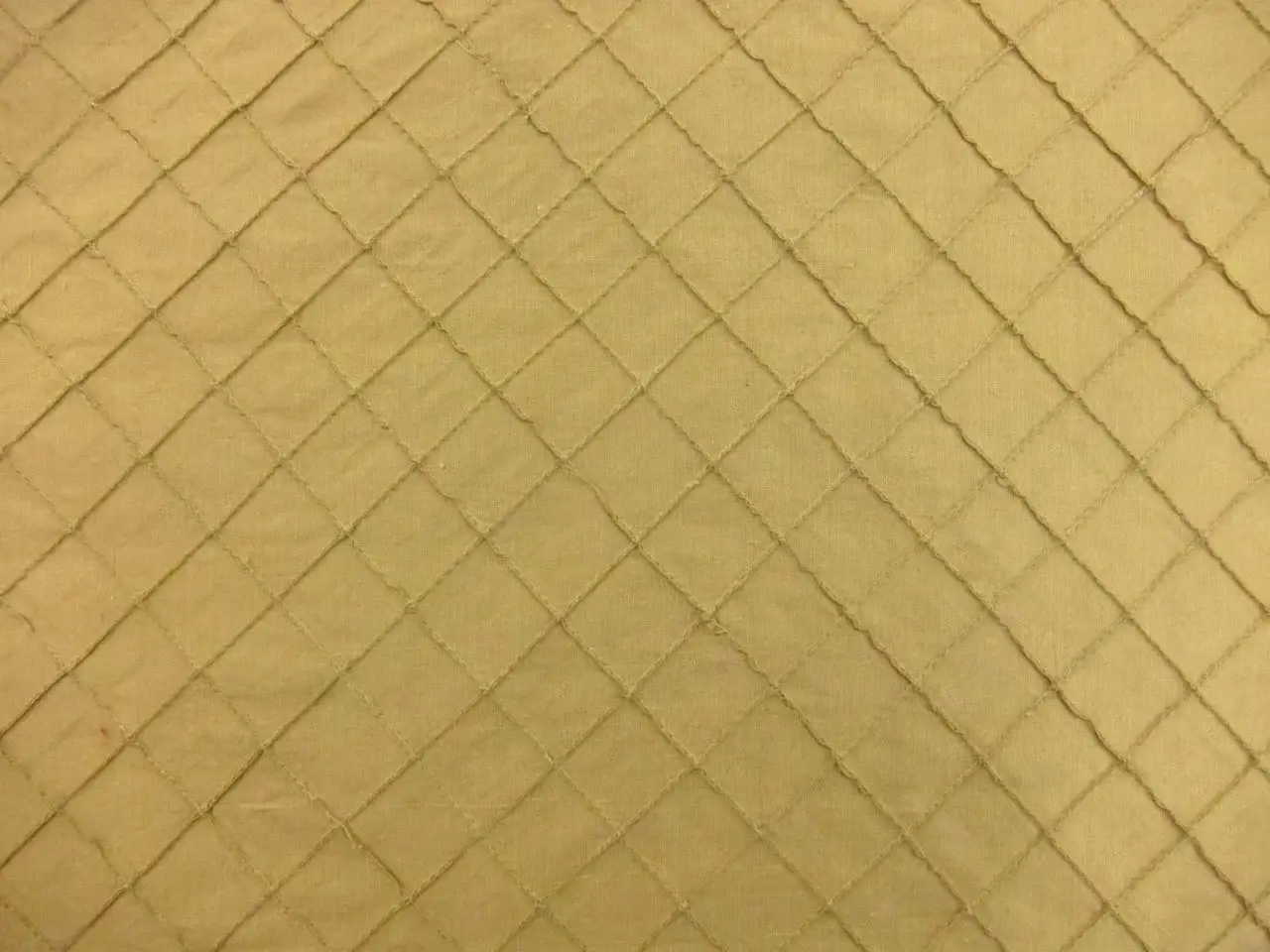 Tucked Silk Shantung0