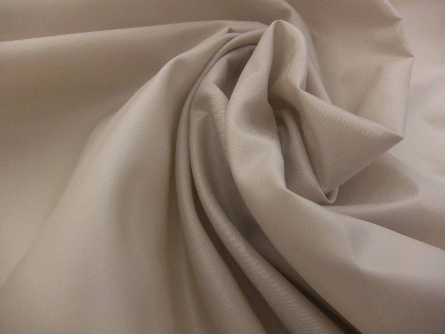 Japanese Polyester Ciré Rainwear In Beige0