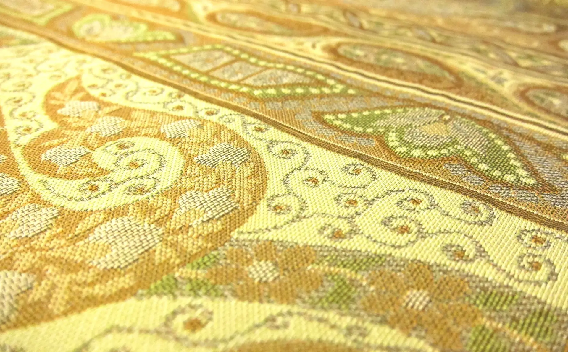 Silk Brocade2