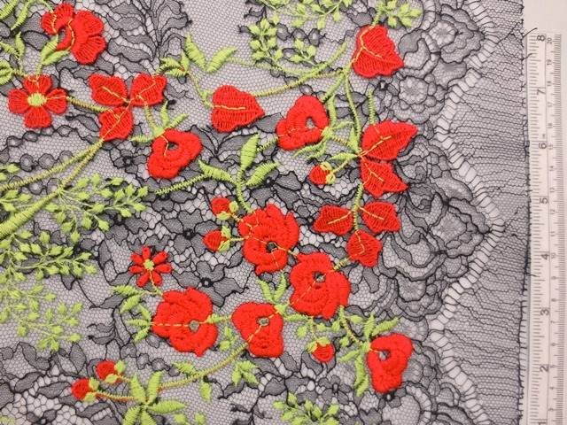 Chantilly Lace0