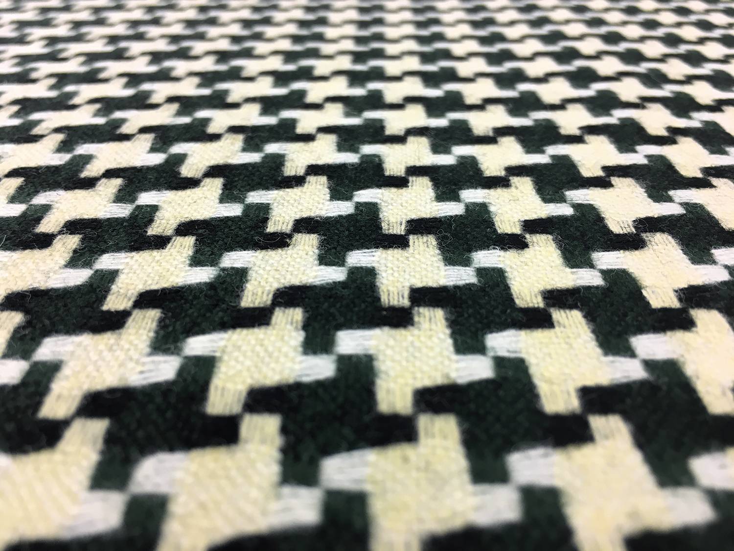 Italian Virgin Wool Novelty Houndstooth2