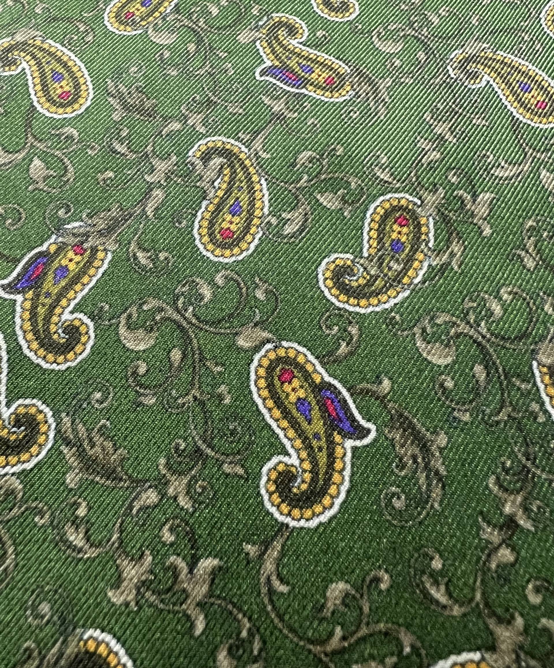 Paisley Viscose Twill Print in Green 