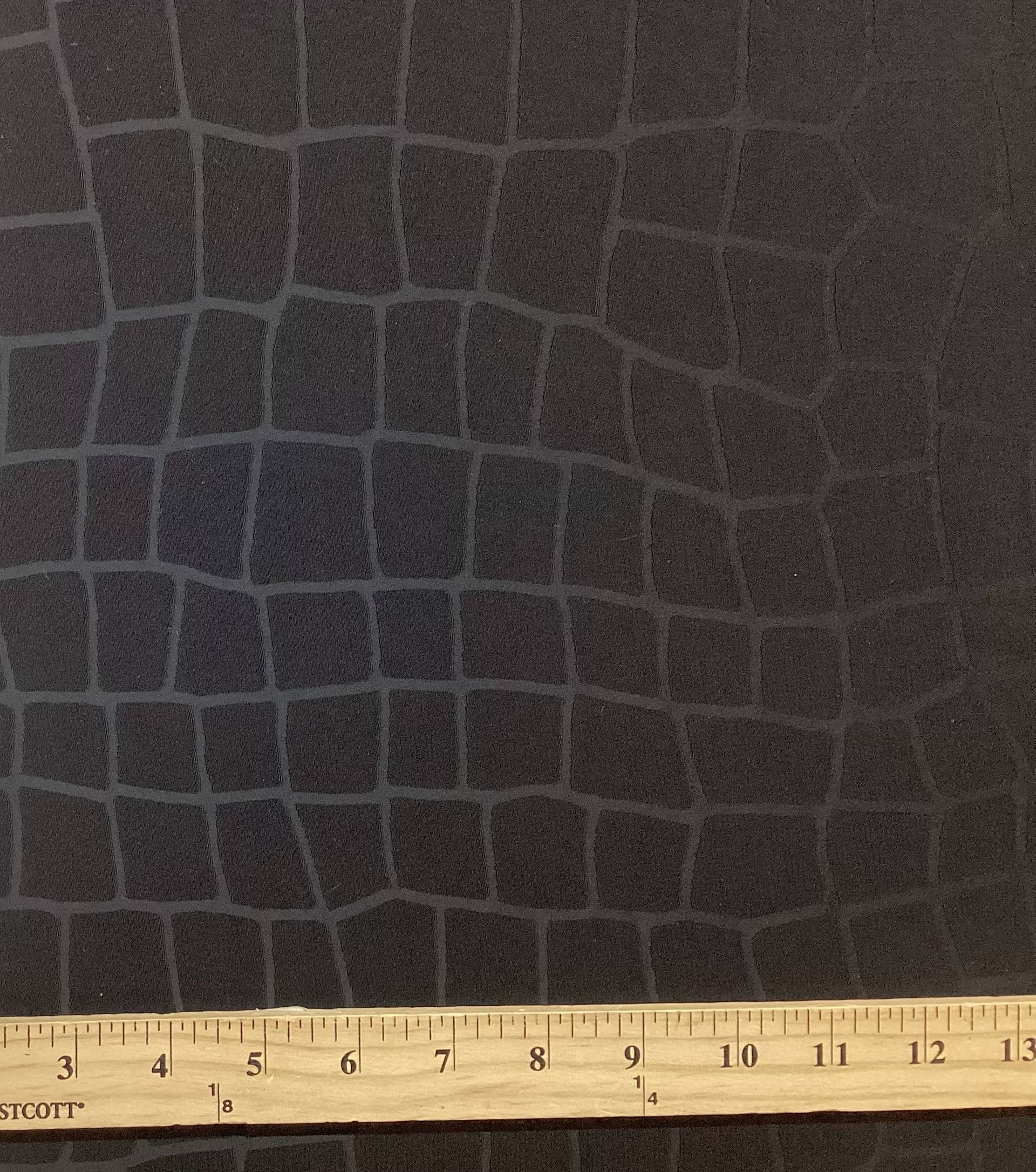 100% Rayon Crepe Jacquard In Onyx