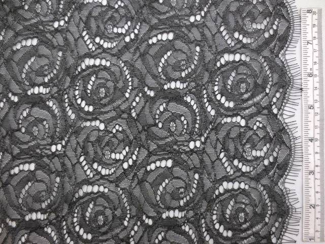 Lurex Chantilly Lace0
