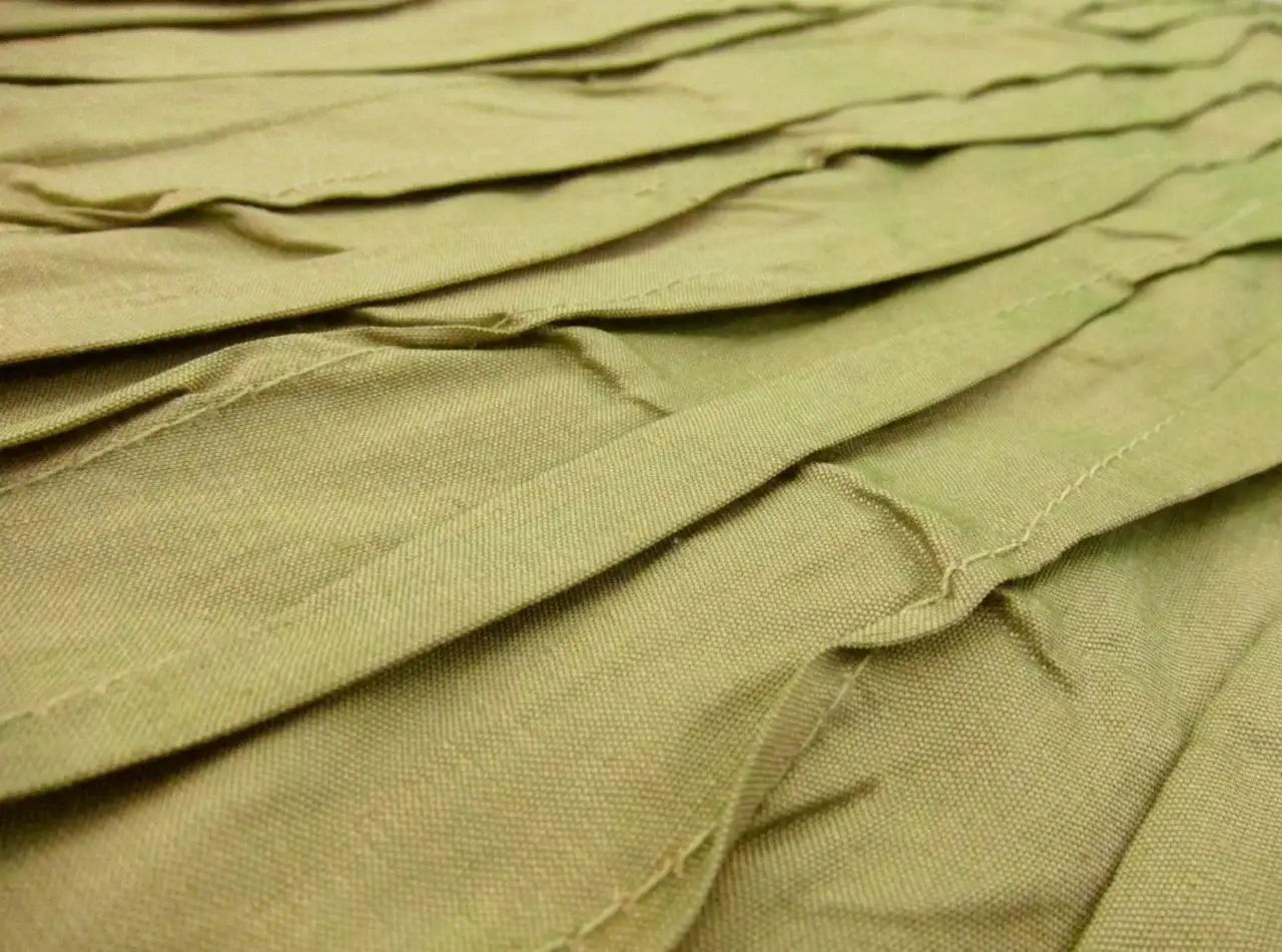 Iridescent Tucked Silk Shantung2