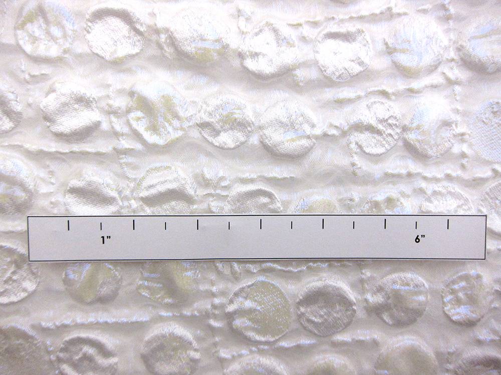 Opalescent Cloqué2