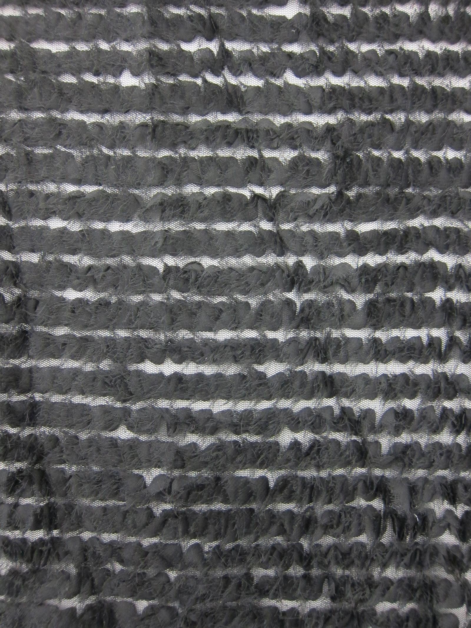 Ruffles on Illusion0