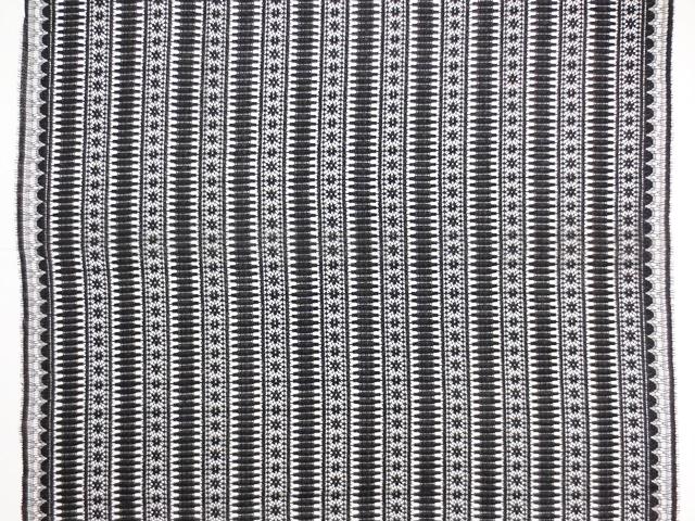 Double scallop black floral French Chantilly Lace