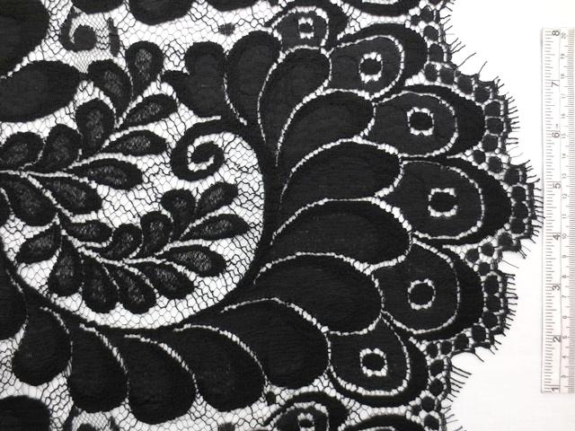 Single scallop black floral French Chantilly Lace