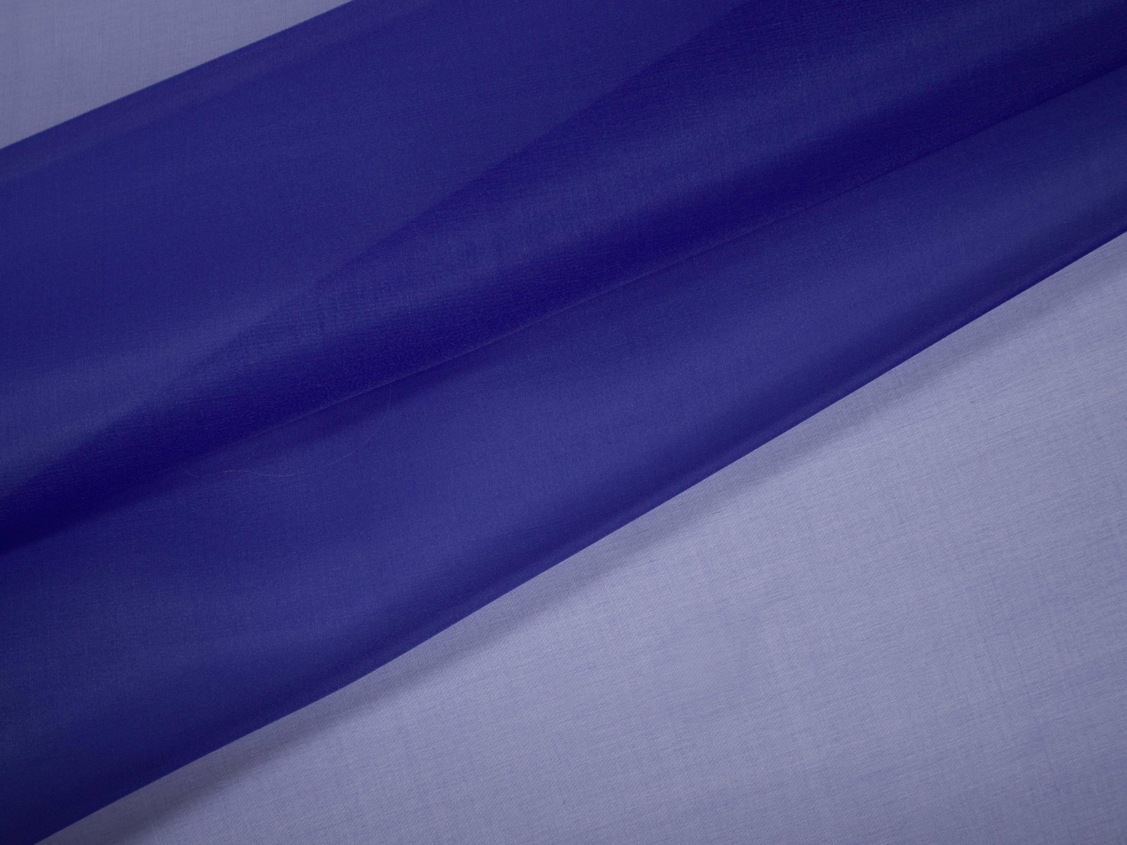 Solid organza in Iris folded