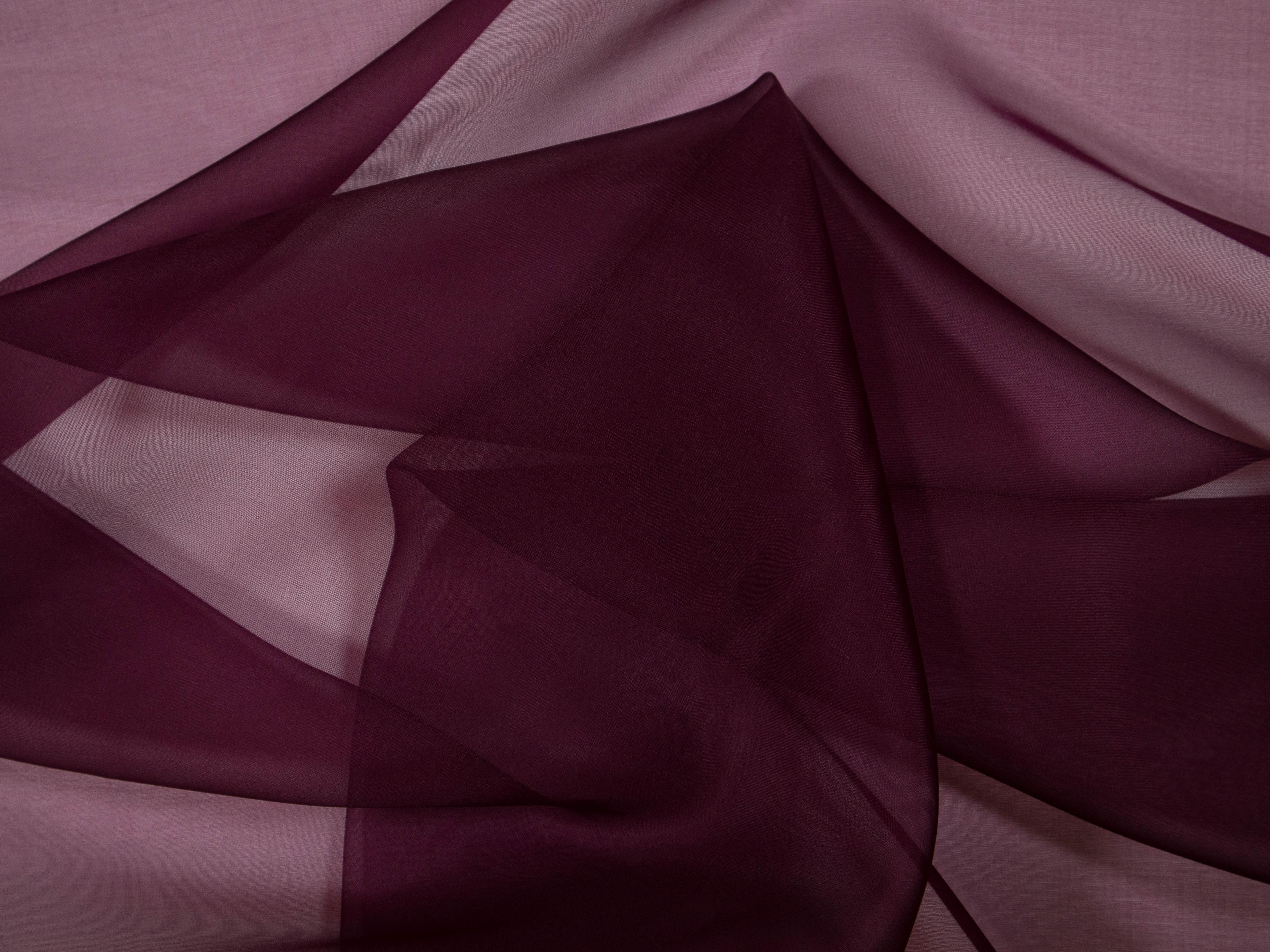 Silk organza in eggplant bunched