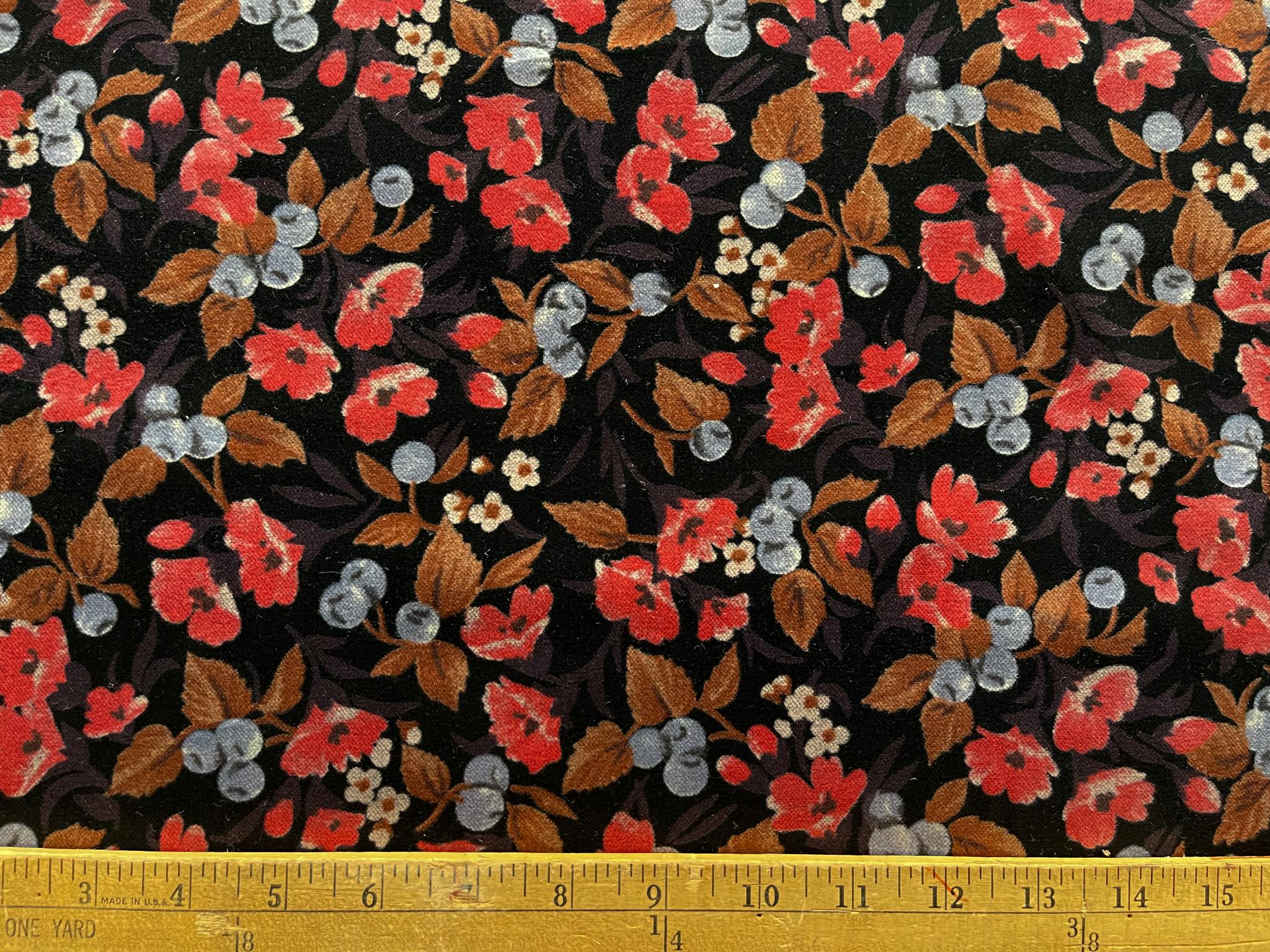 Vintage Cotton Velvet Print. Poppies and Berries