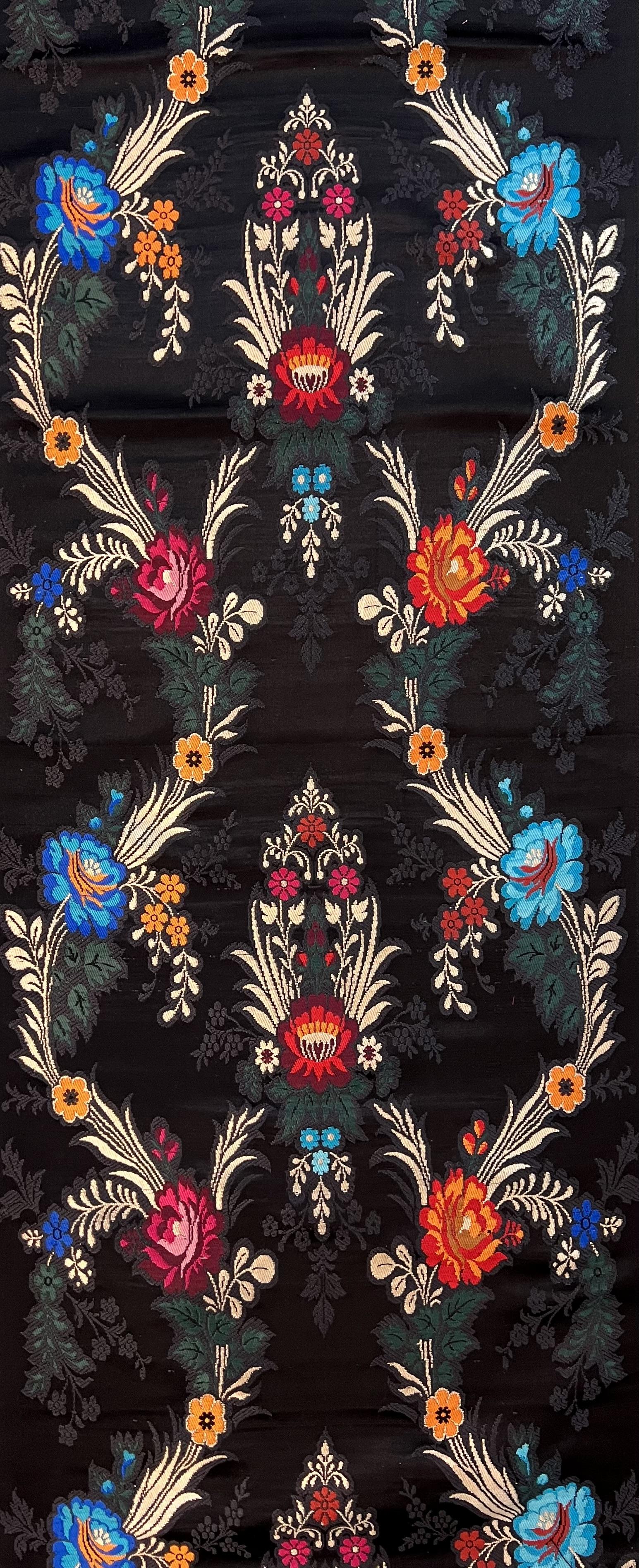 Handloom Brocade in Black