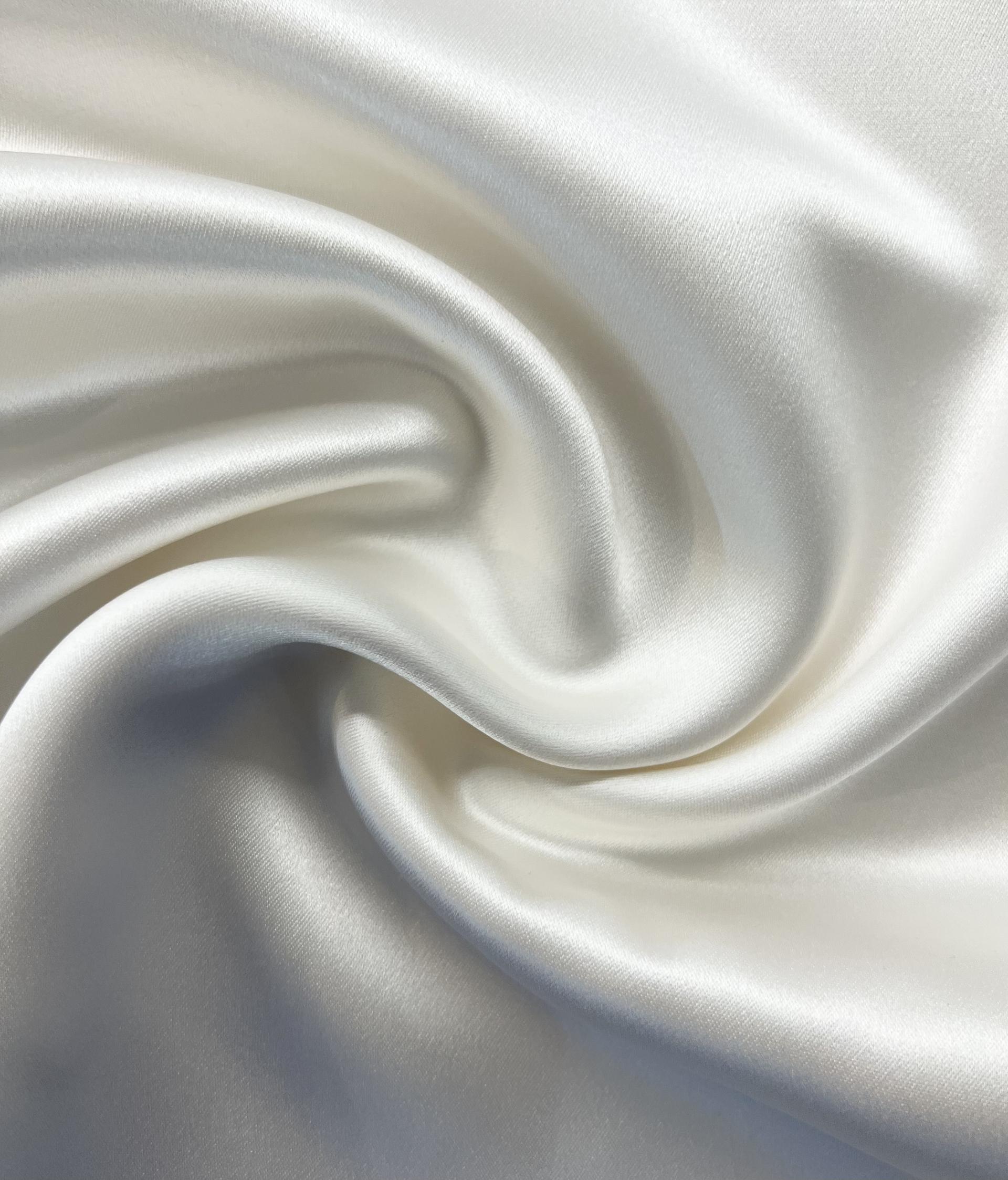 SILK Crepe Black Satin in White