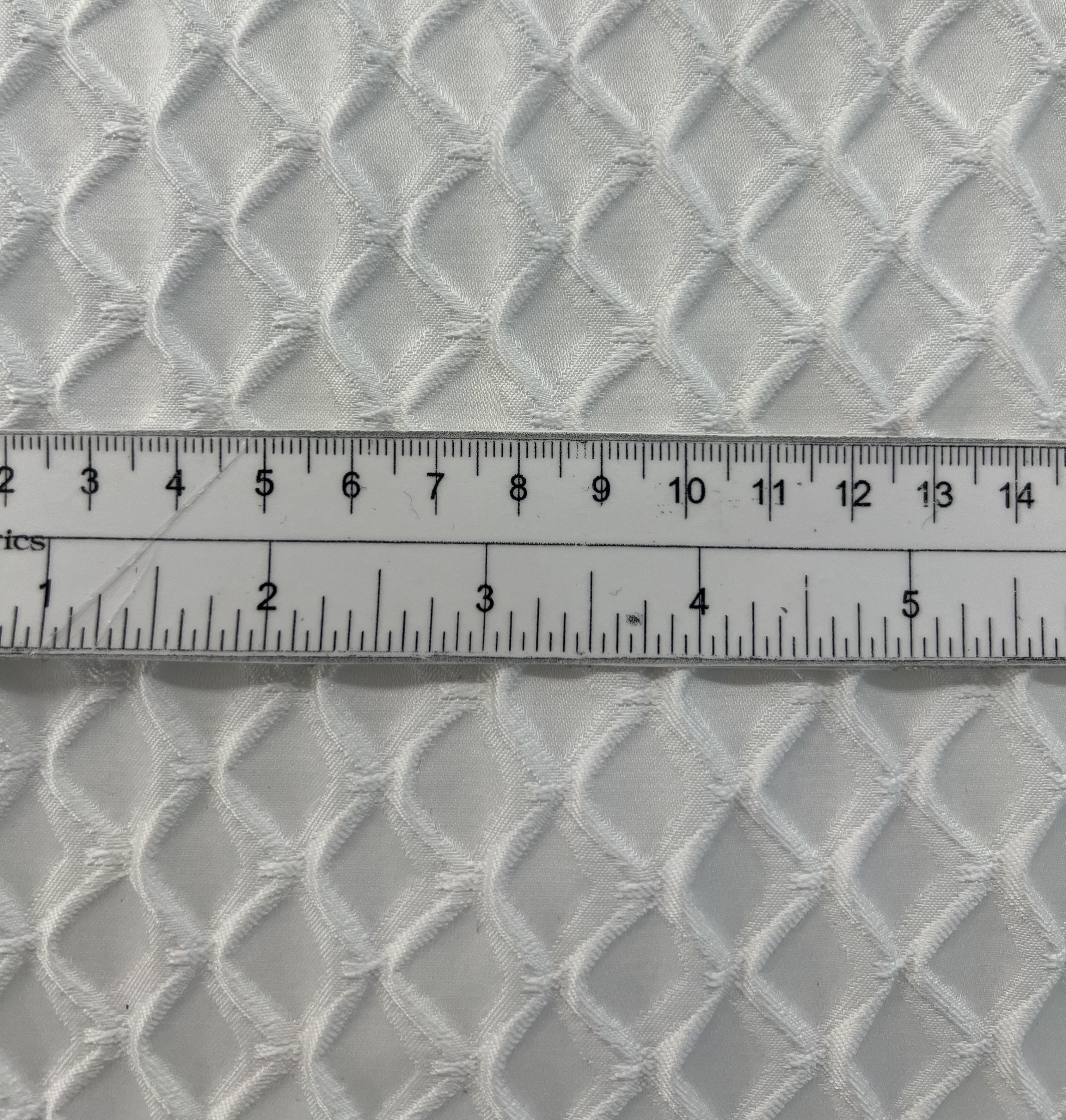 Birdseye Cloqué in White