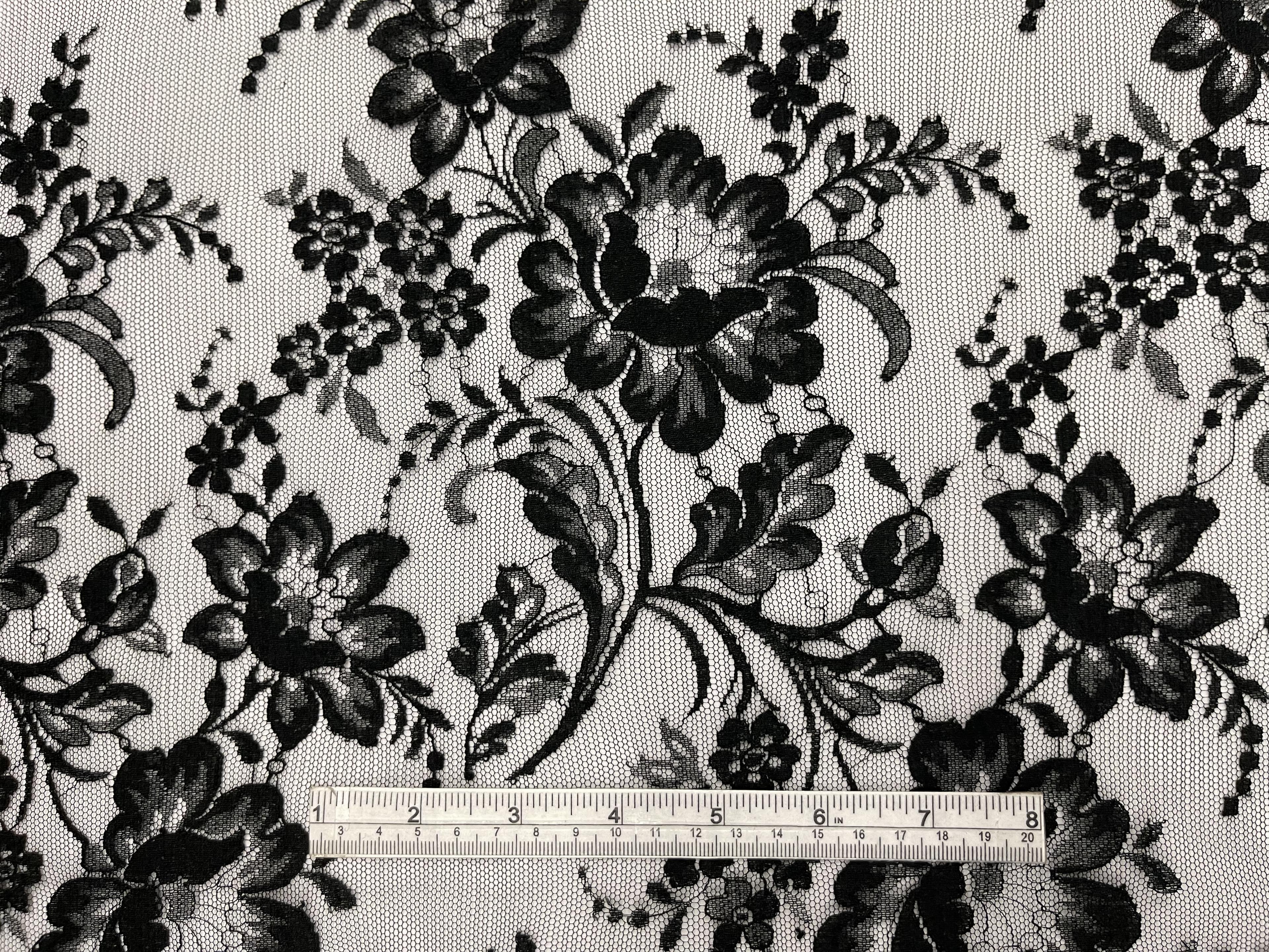 Made in France Chantilly Lace