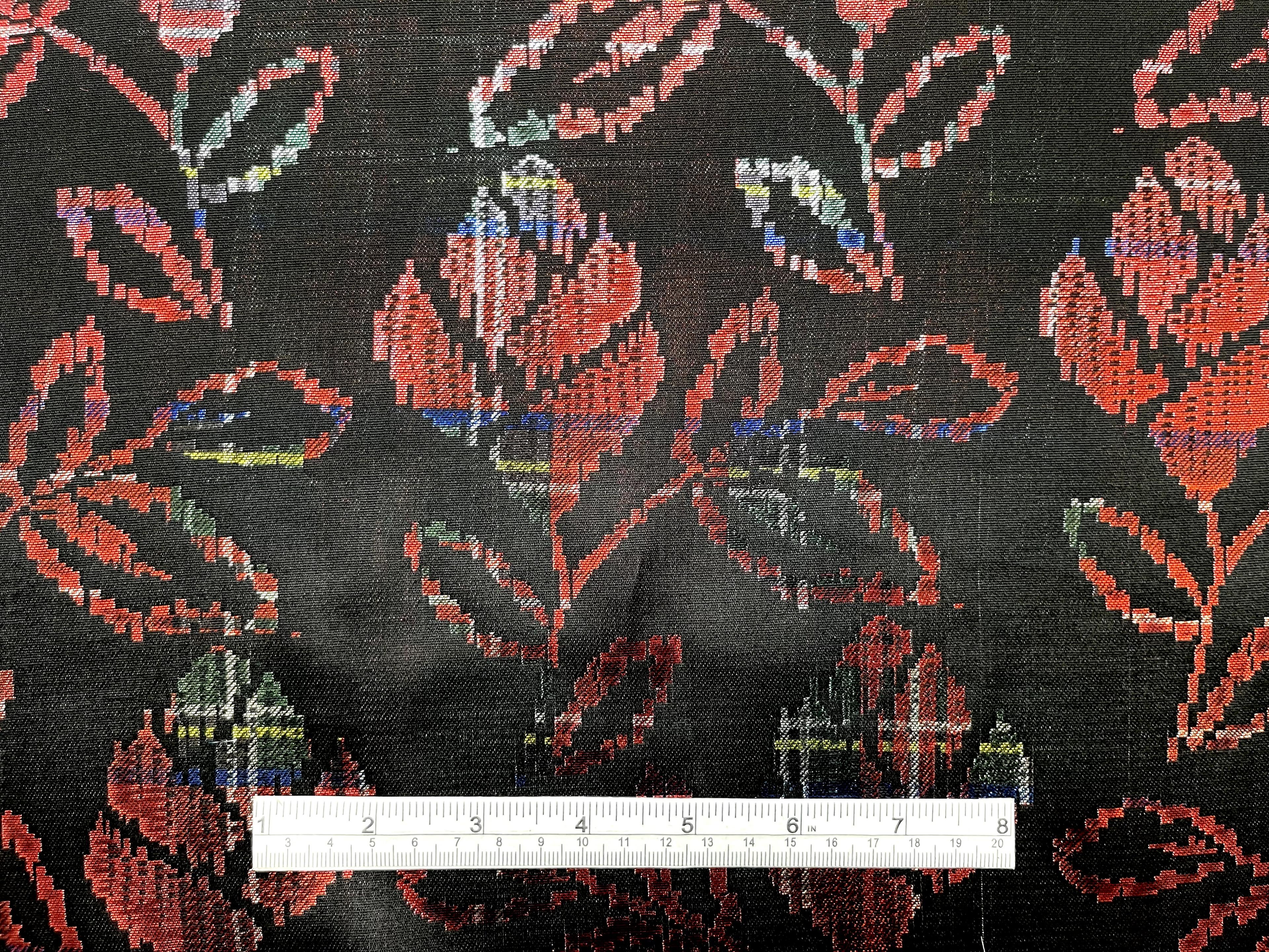 Scnp Floral lame brocade in Christmas colors 