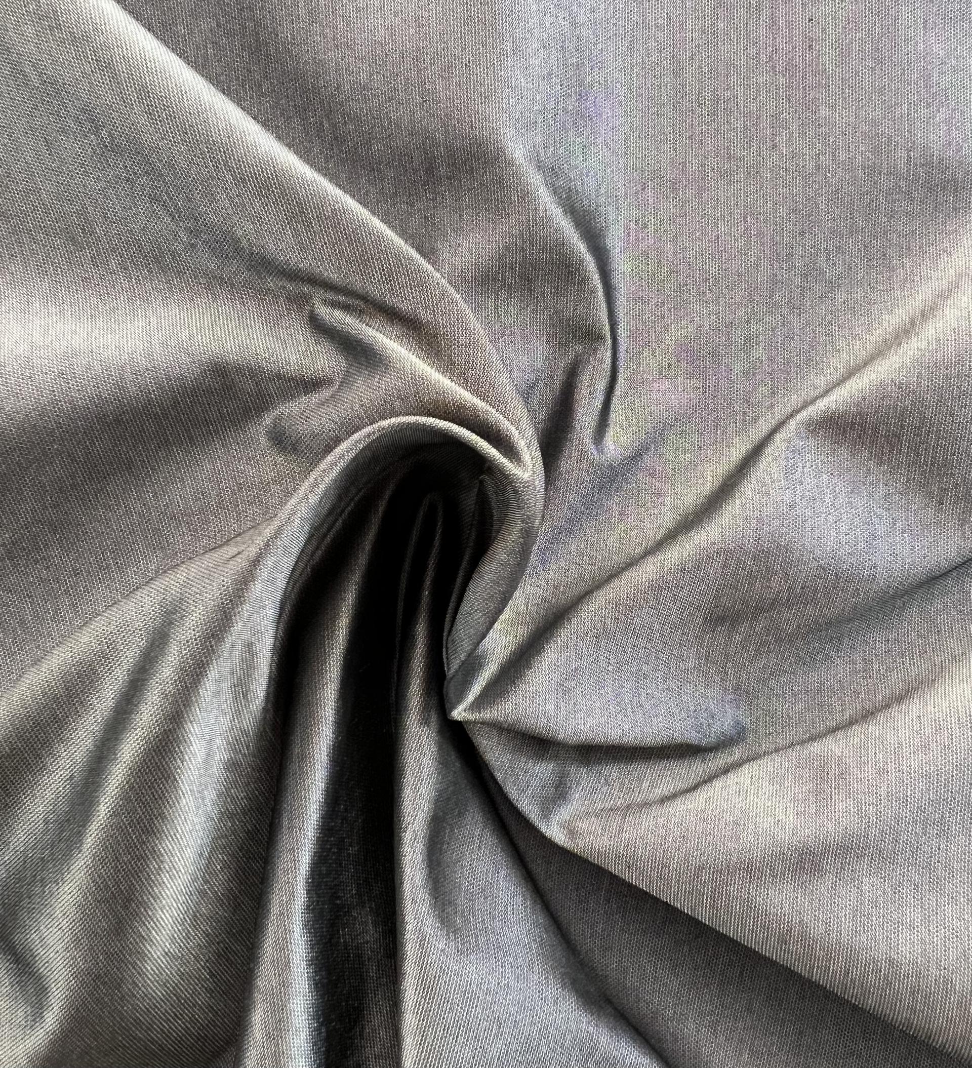 Iridescent Taffeta in Off White & Black (Silver)