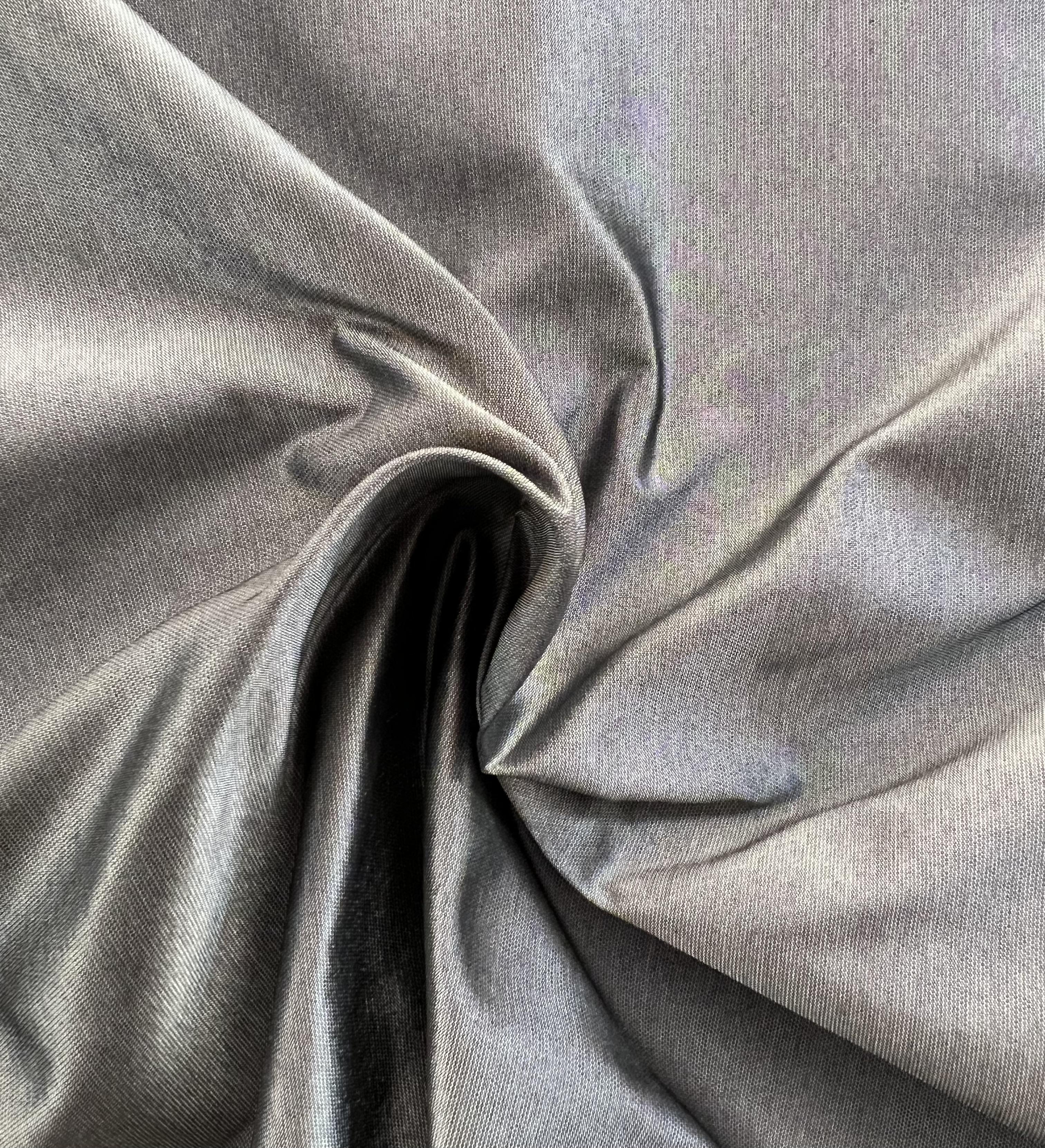 Iridescent Taffeta in Off White & Black (Silver)