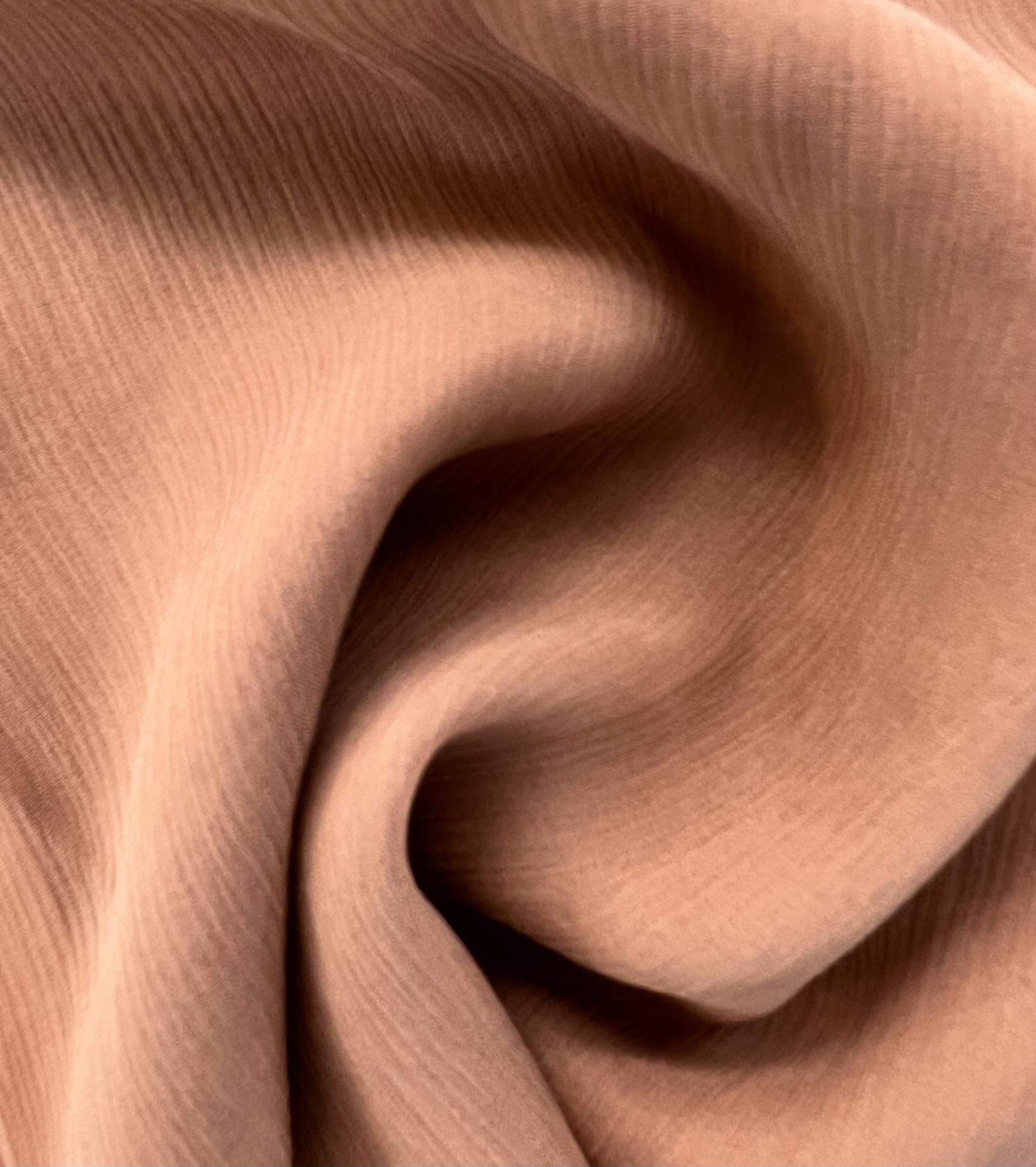 100% Silk Crinkle Chiffon in Mac Powder