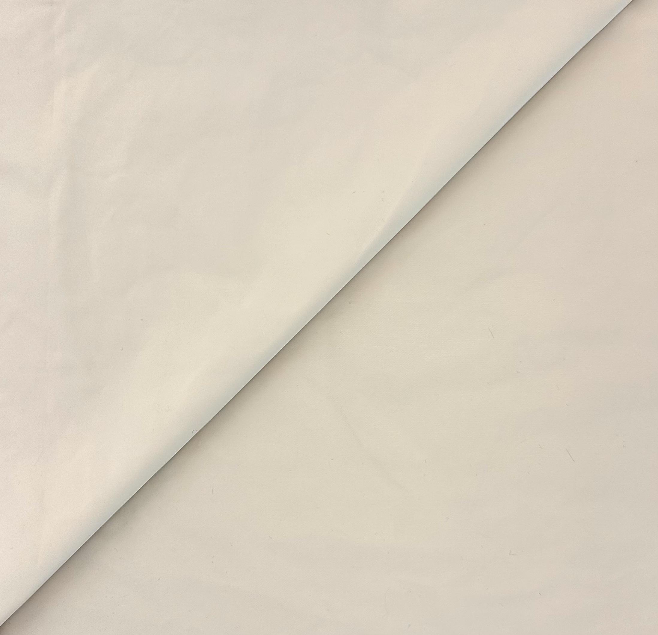 Polyester Taffeta Rainwear in Champagne