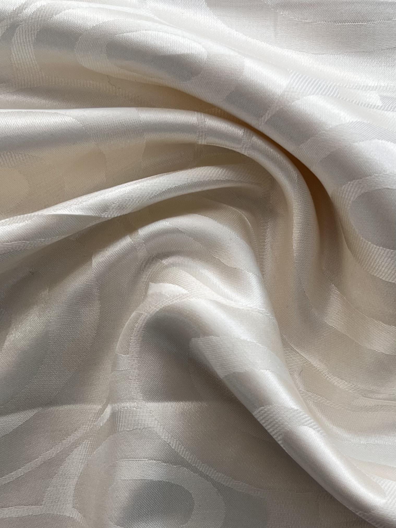 Made in Italy Pure Silk Mod Circle Jacquard in Ivory