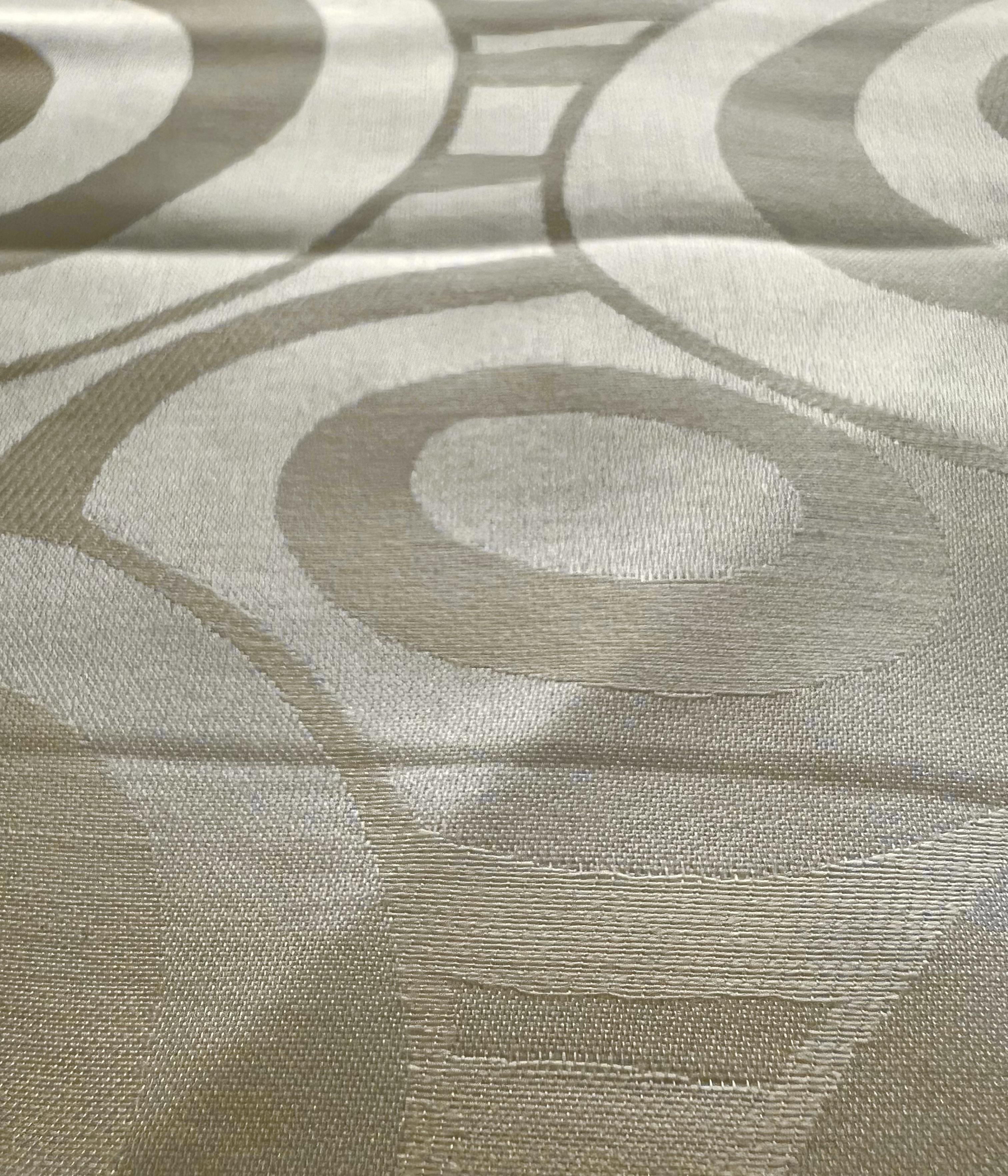 Made in Italy Pure Silk Mod Circle Jacquard in Ivory