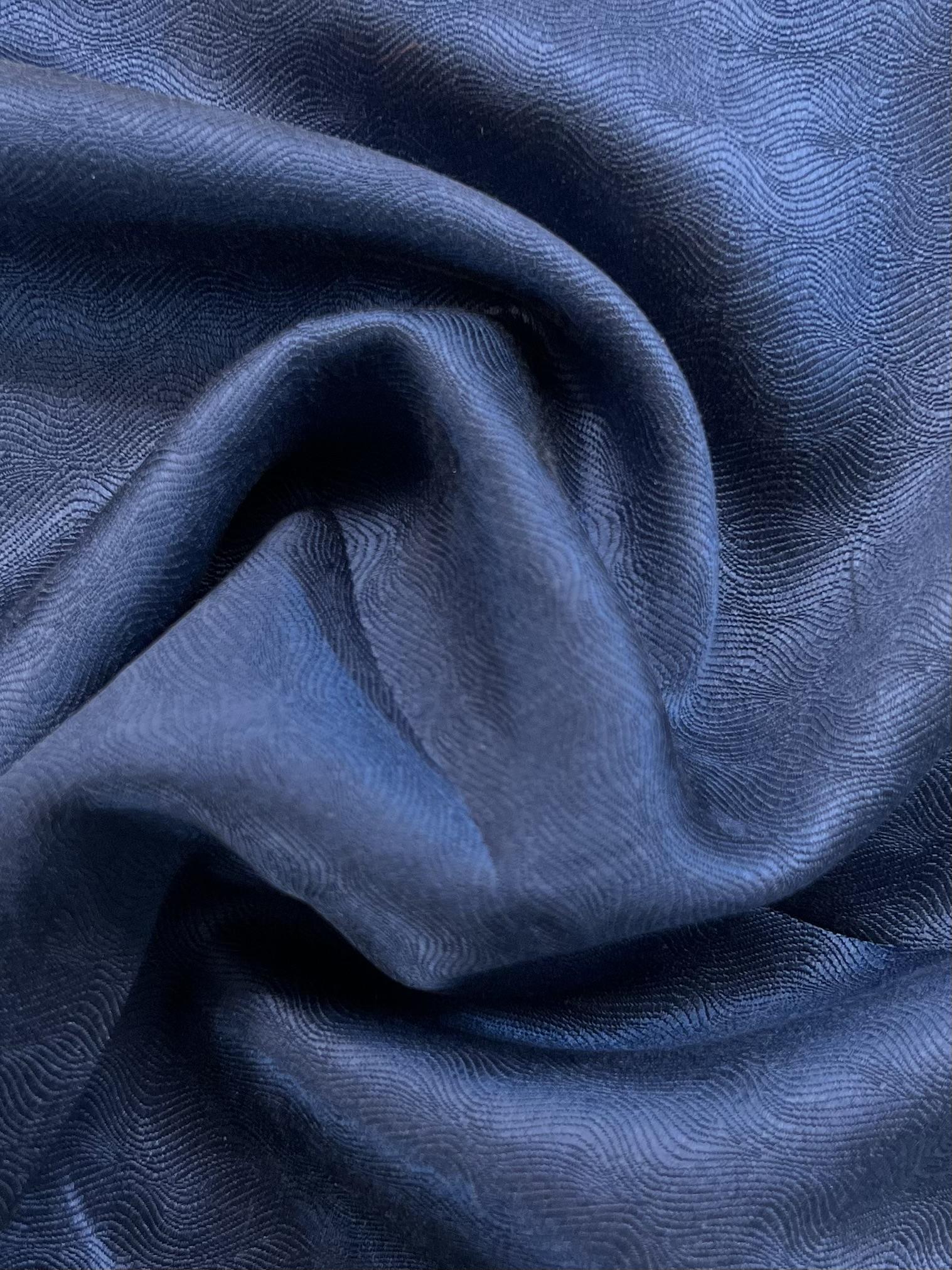 Made in Italy Pure Silk Wave Pattern Jacquard in Surf